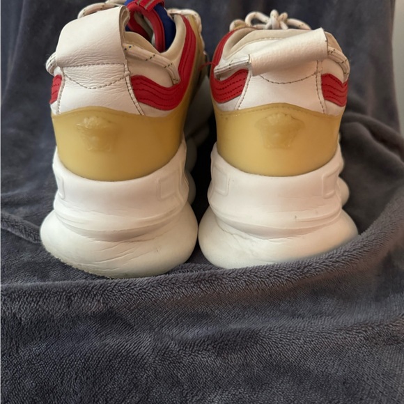 Versace Chain Runners - Picture 2 of 4